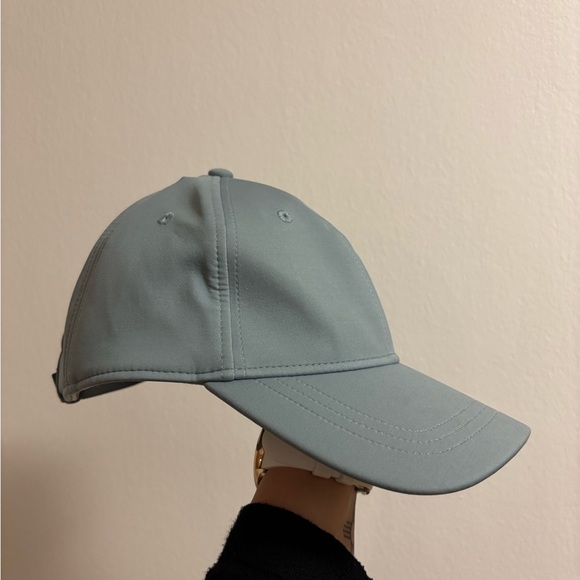 Lululemon Athletica Periwinkle Blue Cap - Picture 1 of 7